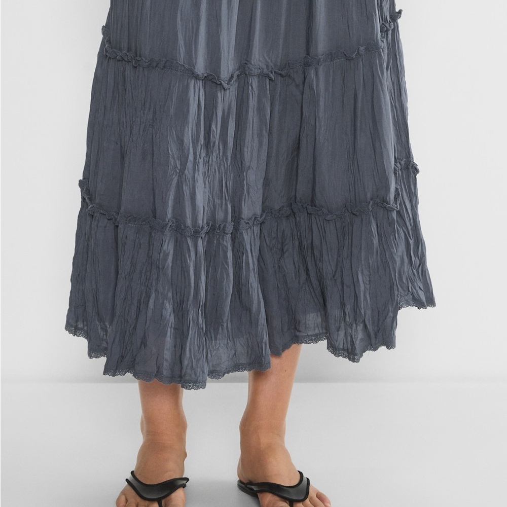 Aritzia Damasque Skirt in Vintage Navy size Large - Picture 5 of 12